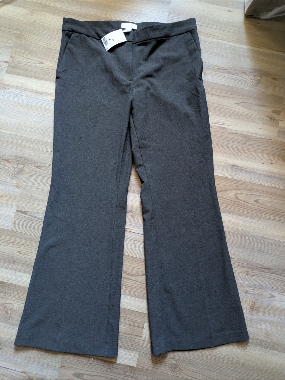 H&M Women's Boot Cut Dress Pants in Dark Charcoal